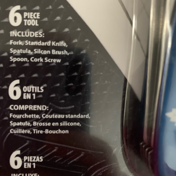 Toronto Maple Leafs 6-in-1 BBQ Multi-Tool - Picture 5 of 7